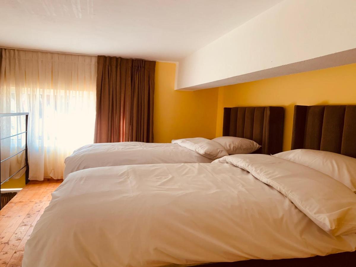 Auto Tana Guest House Tiranë Luaran gambar