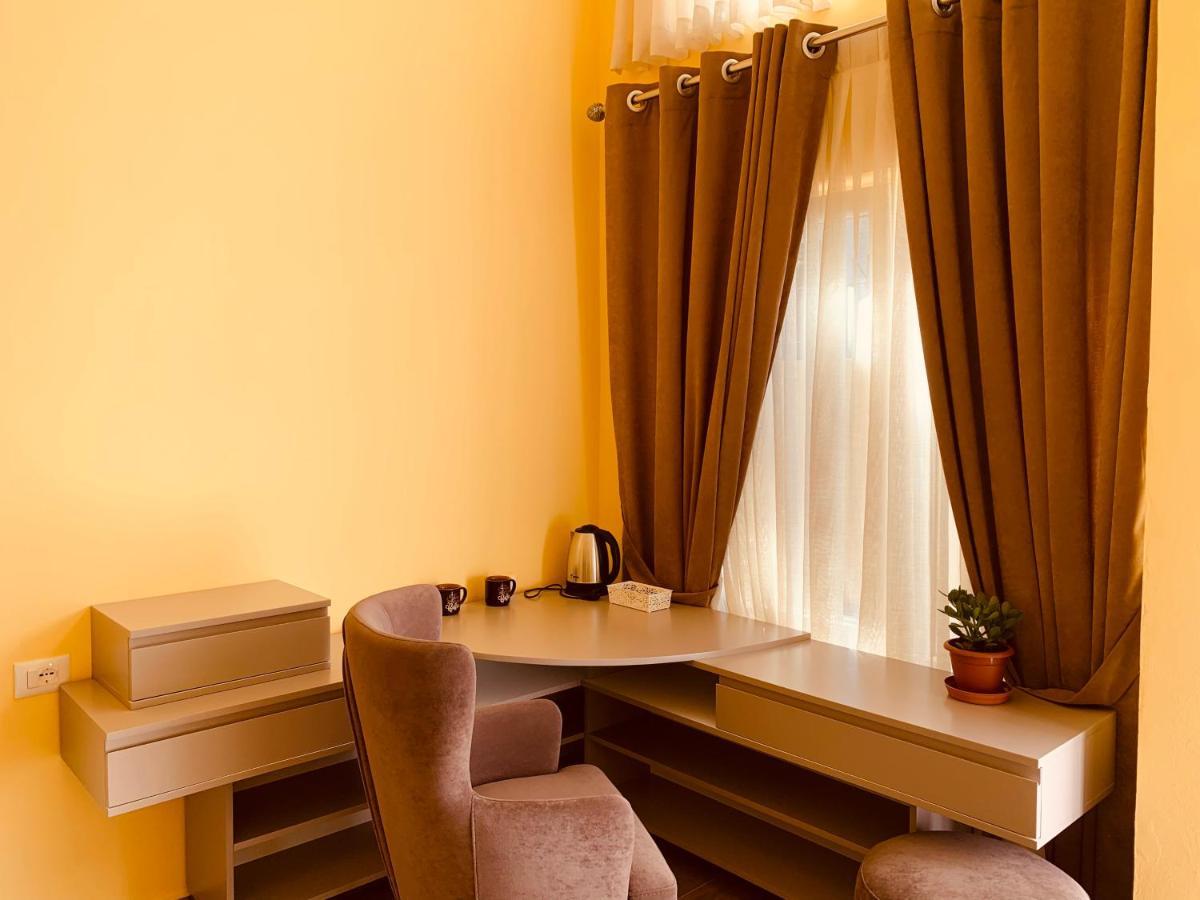 Auto Tana Guest House Tiranë Luaran gambar