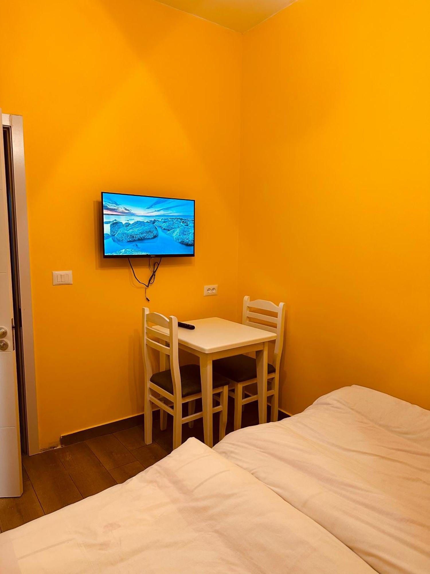 Auto Tana Guest House Tiranë Luaran gambar