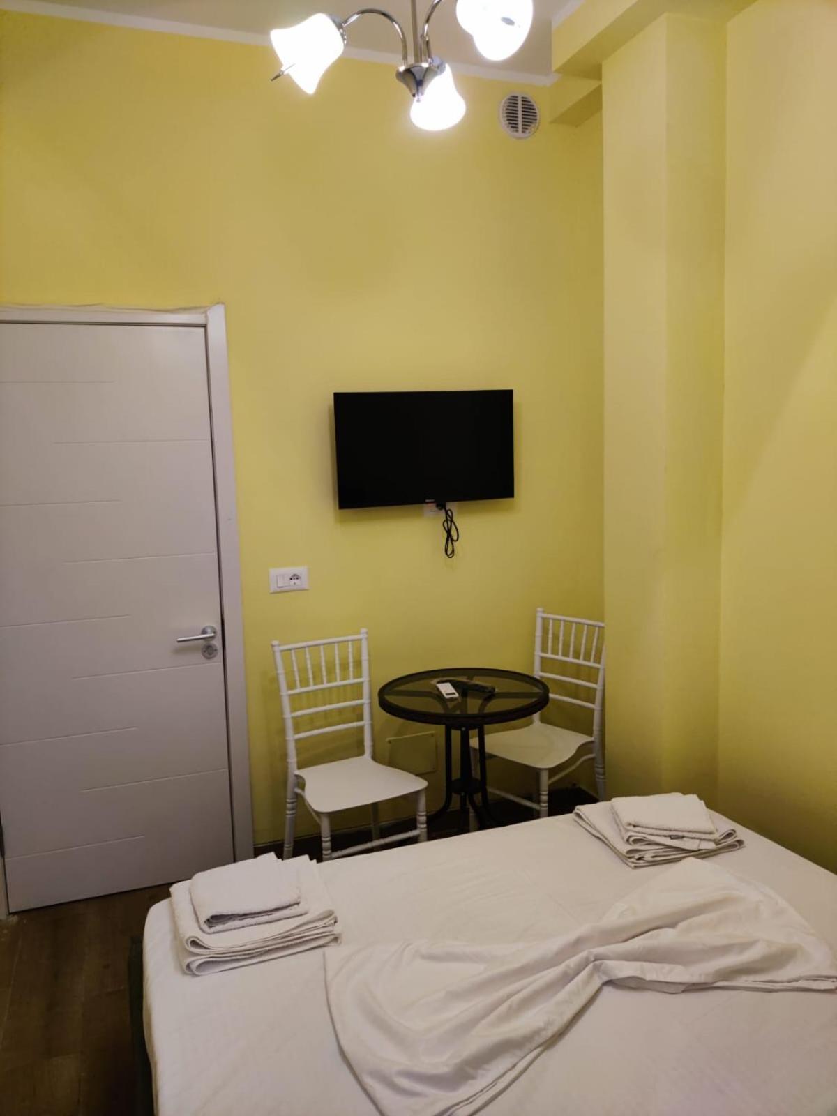 Auto Tana Guest House Tiranë Luaran gambar